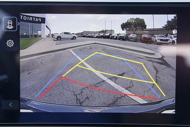 New 2025 Gray Hyundai SEL Convenience FWD image 25
