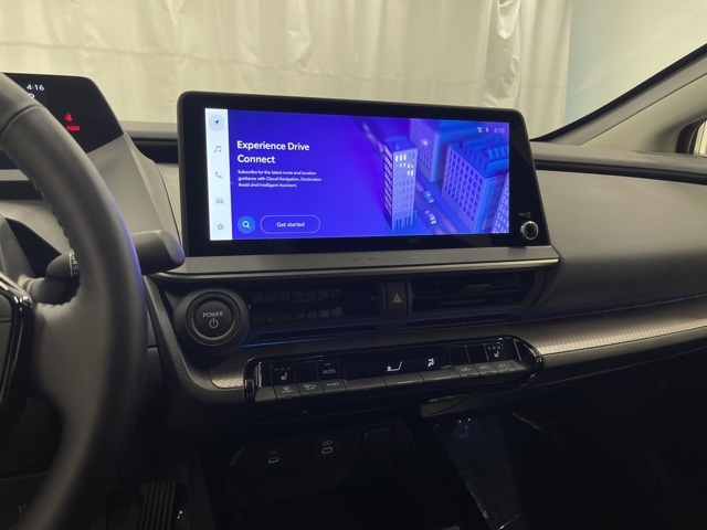 2024 Toyota Prius XLE photo 13