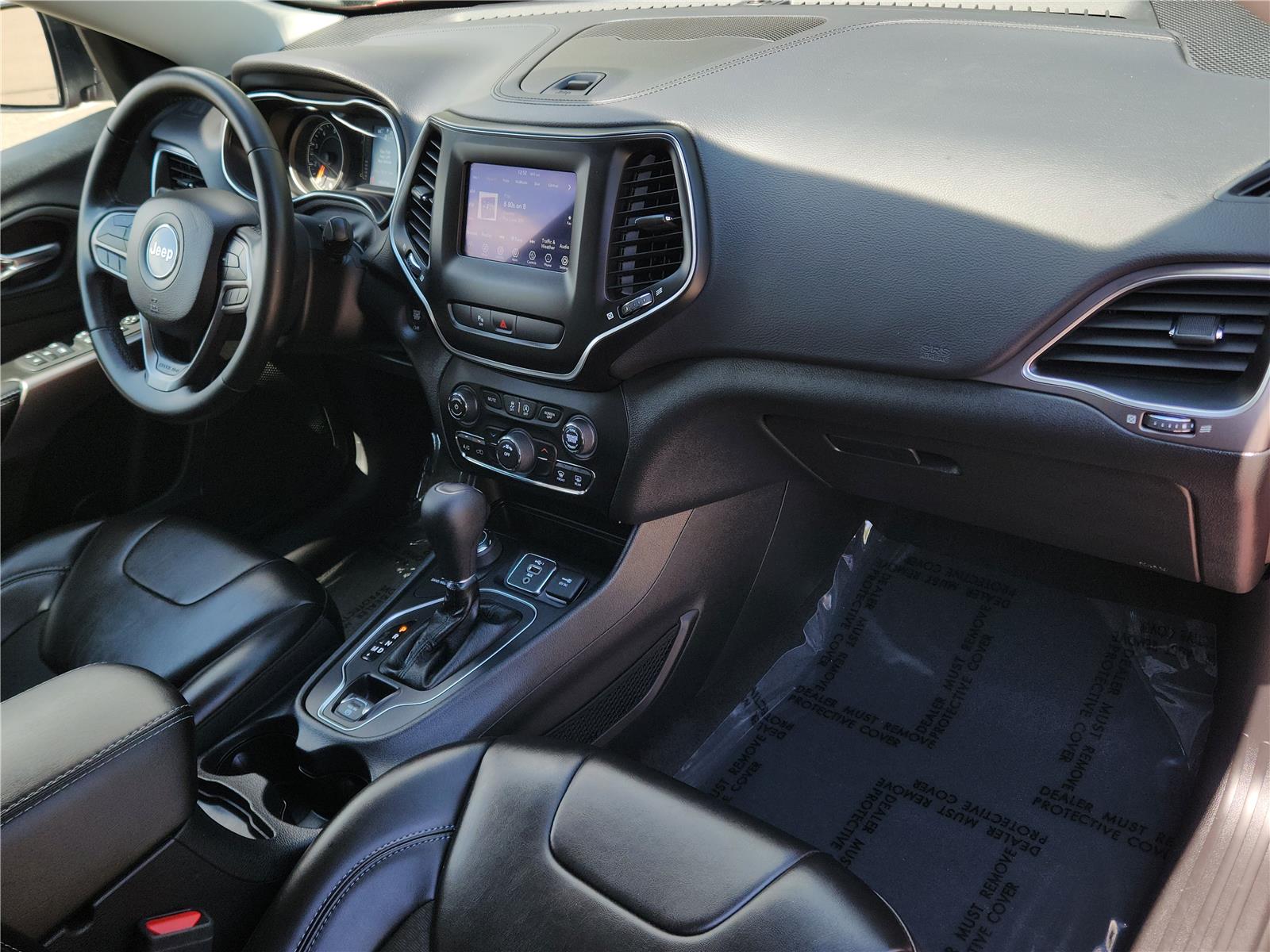 2019 Jeep Cherokee Latitude photo 12