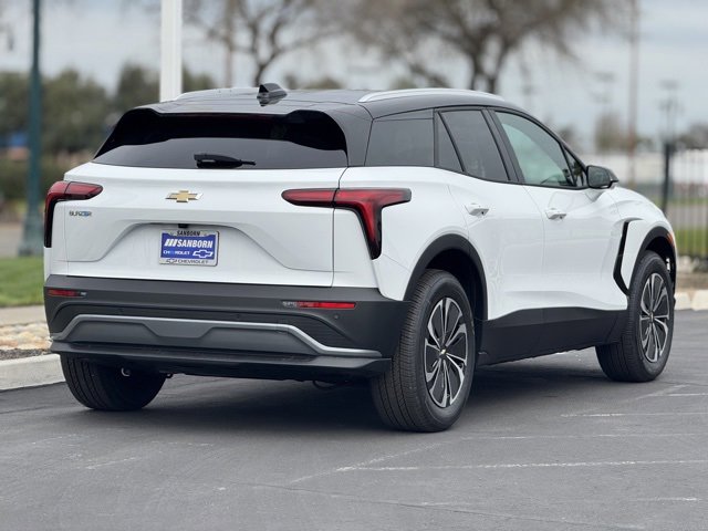 2025 Chevrolet Blazer EV photo 3