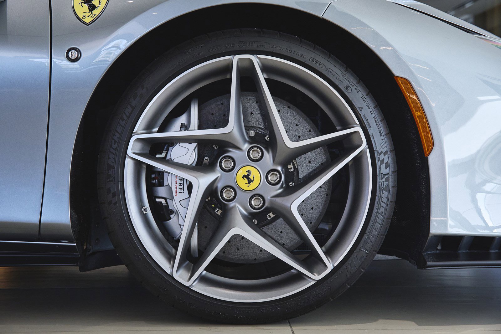 2023 Ferrari F8 Spider photo 42