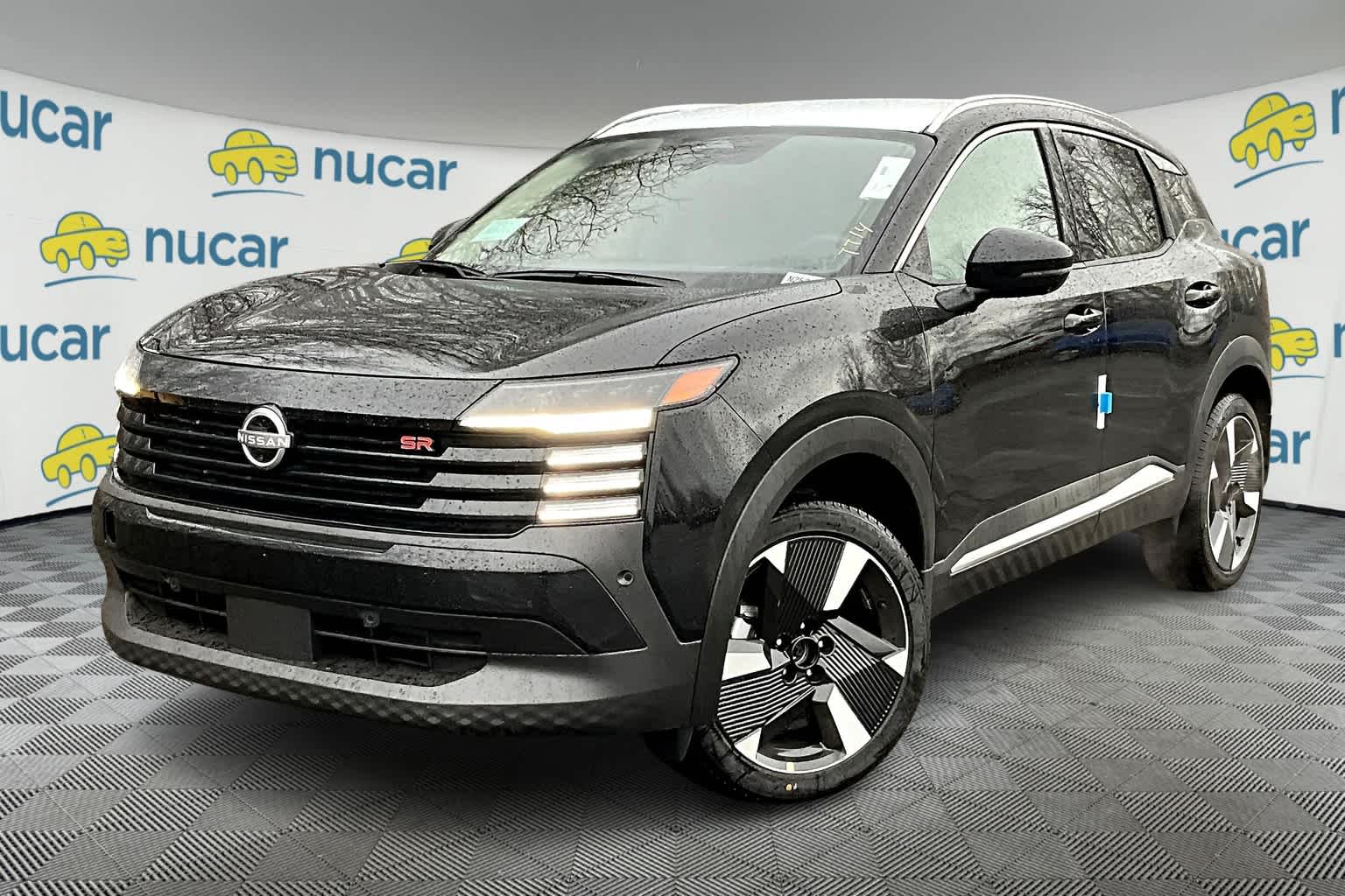 2025 Nissan Kicks SR photo 3