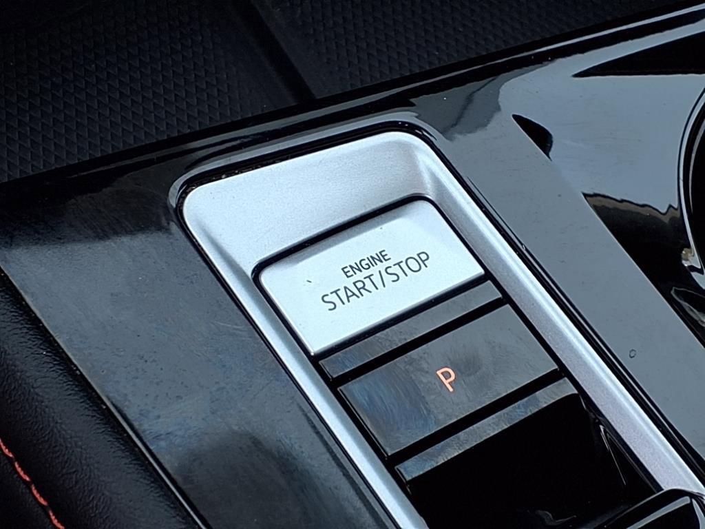 2024 Volkswagen Atlas Peak Edition SE Technology photo 9