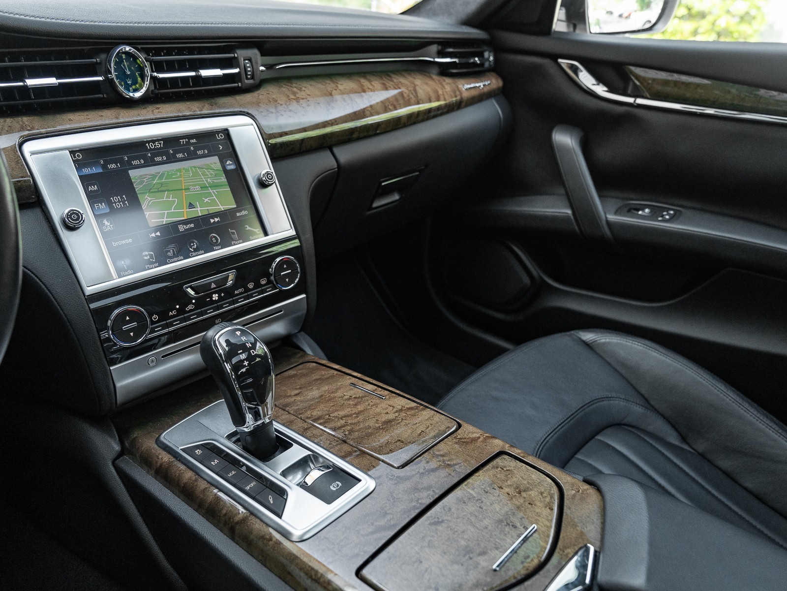 2014 Maserati Quattroporte GTS photo 21