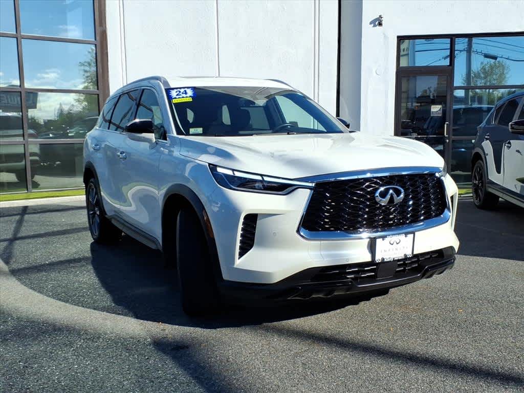 2024 Infiniti QX60 Luxe photo 3