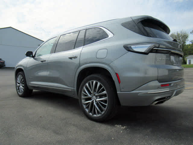 2025 Buick Enclave Avenir photo 2
