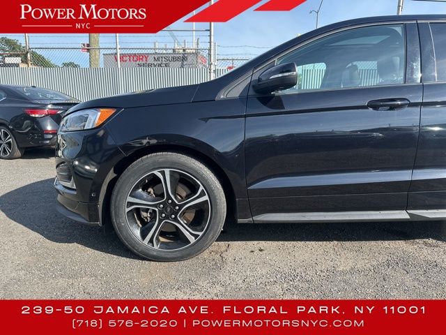 2020 Ford Edge ST photo 8