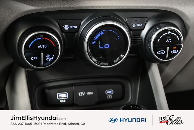 2023 Hyundai Venue SEL photo 12
