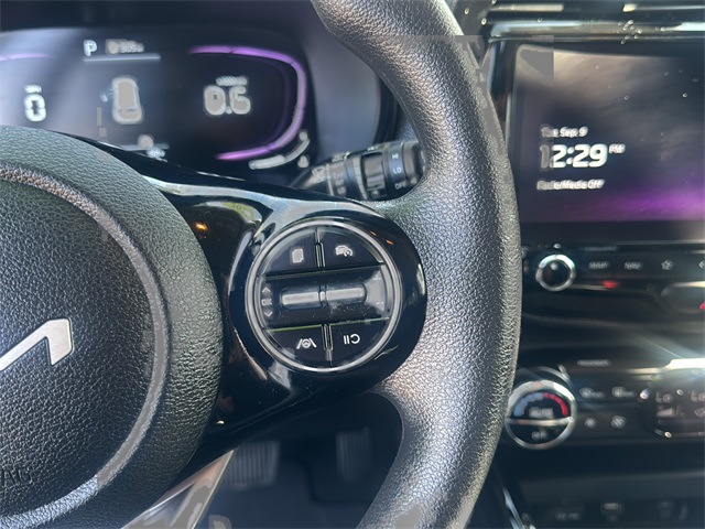 2023 Kia Soul S photo 17