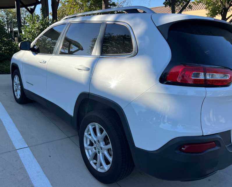 2018 Jeep Cherokee Latitude photo 3