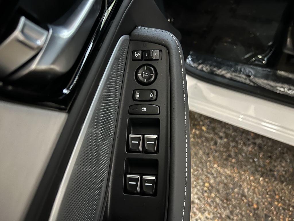2026 Acura MDX Technology SH-AWD photo 11