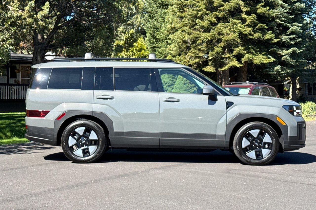 2026 Hyundai Santa Fe SEL photo 3