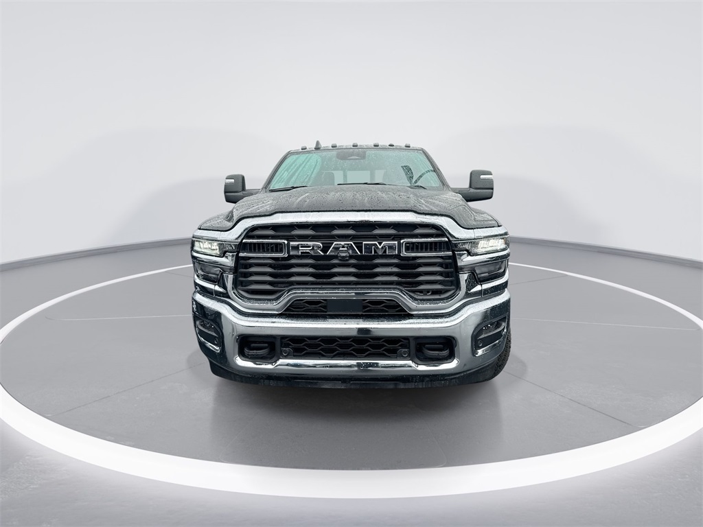 2025 Ram 2500 Tradesman photo 3