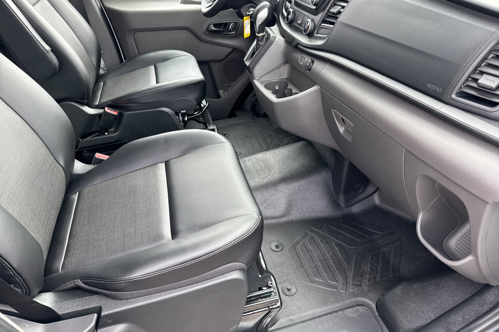 2024 Ford Transit photo 13