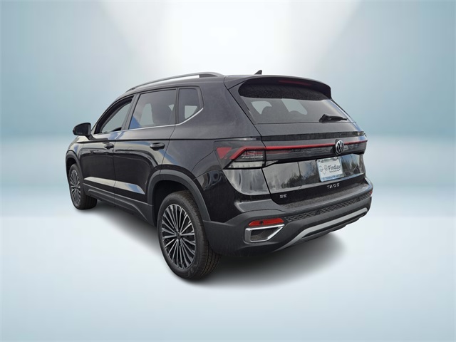2025 Volkswagen Taos SE photo 2