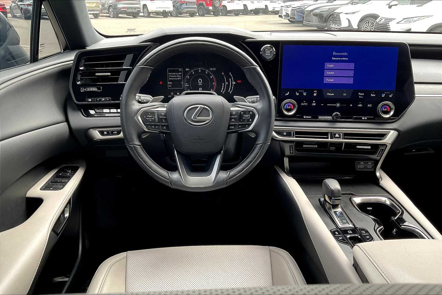 2024 Lexus RX Premium photo 4