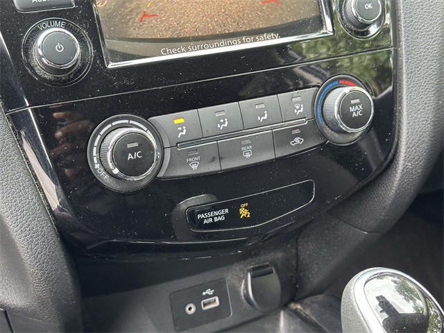 2021 Nissan Rogue Sport SV photo 18