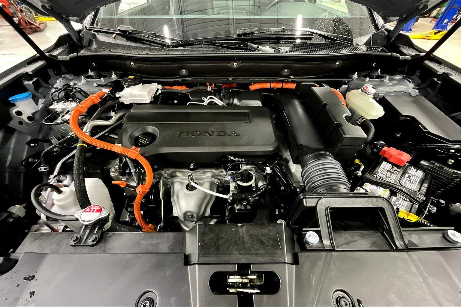 2025 Honda CR-V Hybrid Sport Touring photo 27