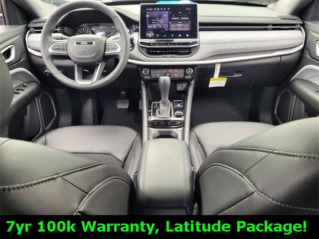 2024 Jeep Compass Latitude photo 13