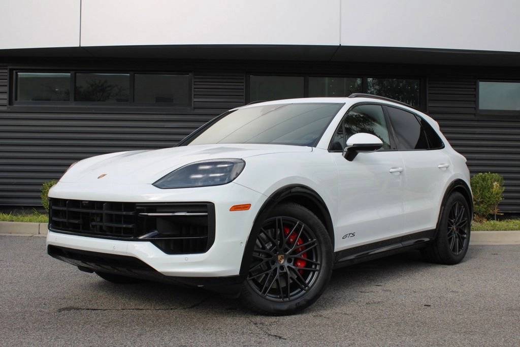 2026 Porsche Cayenne GTS