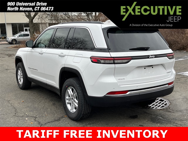 2025 Jeep Grand Cherokee Laredo photo 4