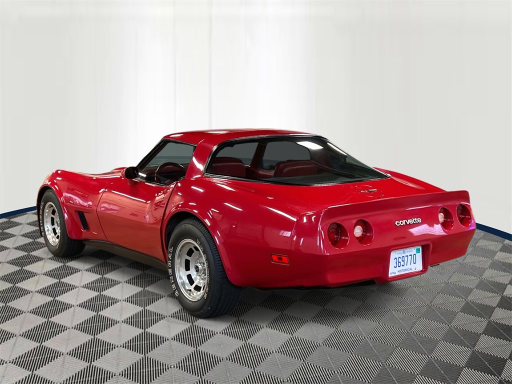 1981 Chevrolet Corvette Base photo 3