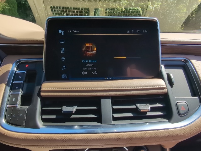 2024 Chevrolet Suburban Premier photo 25