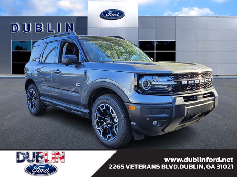 2025 Ford Bronco Sport Outer Banks's photo