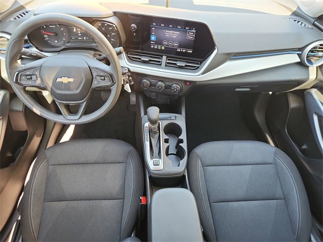 2024 Chevrolet Trax LS photo 17
