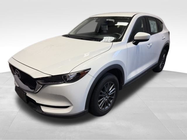2017 Mazda CX-5 Sport's photo