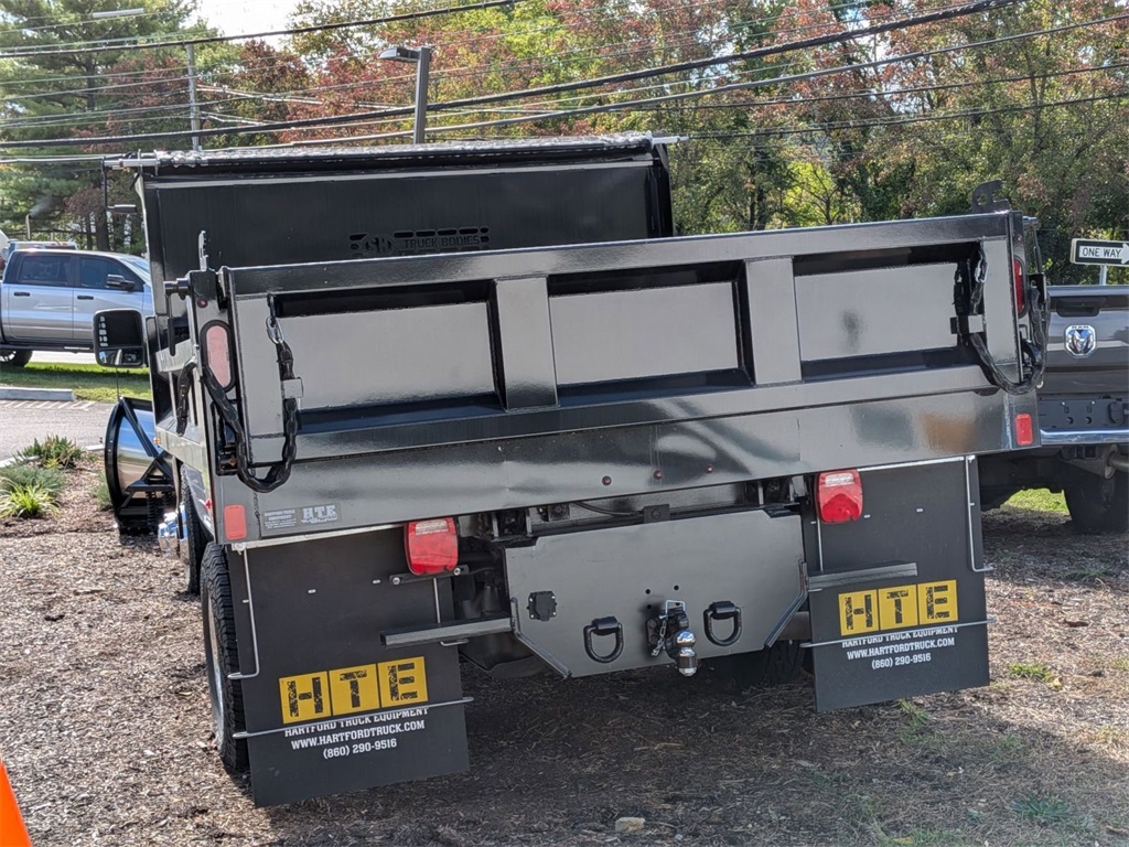 2024 Ram 3500 Tradesman photo 4