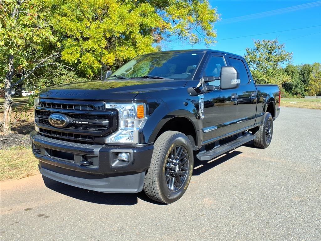 2022 Ford F-250 Super Duty XLT's photo