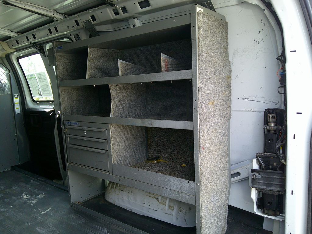 2017 Chevrolet Express 2500 Work Van photo 13