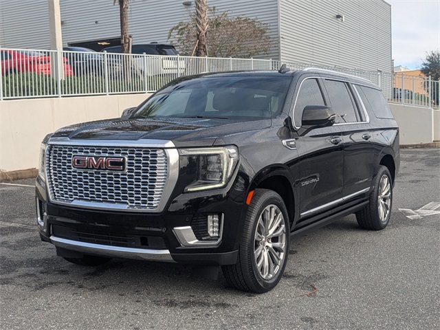 2023 GMC Yukon XL Denali's photo