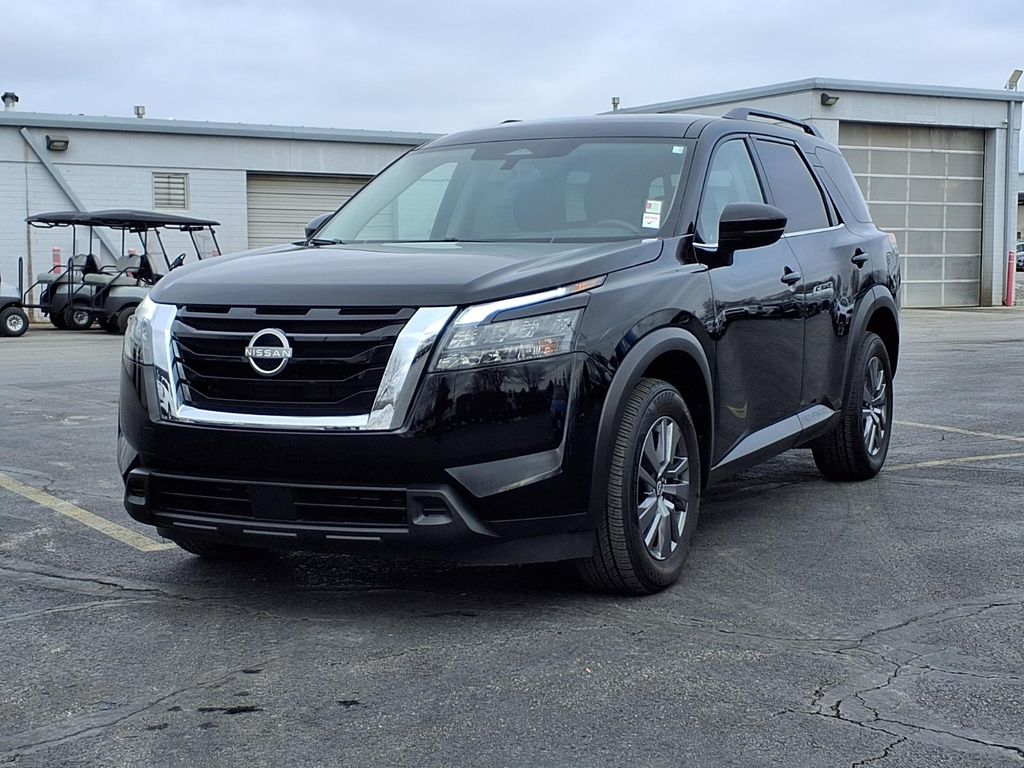 Used 2025 Nissan Pathfinder SV with VIN 5N1DR3BC3SC202683 for sale in Kansas City