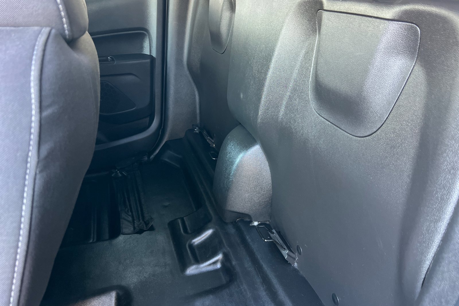 2022 Chevrolet Colorado LT photo 11