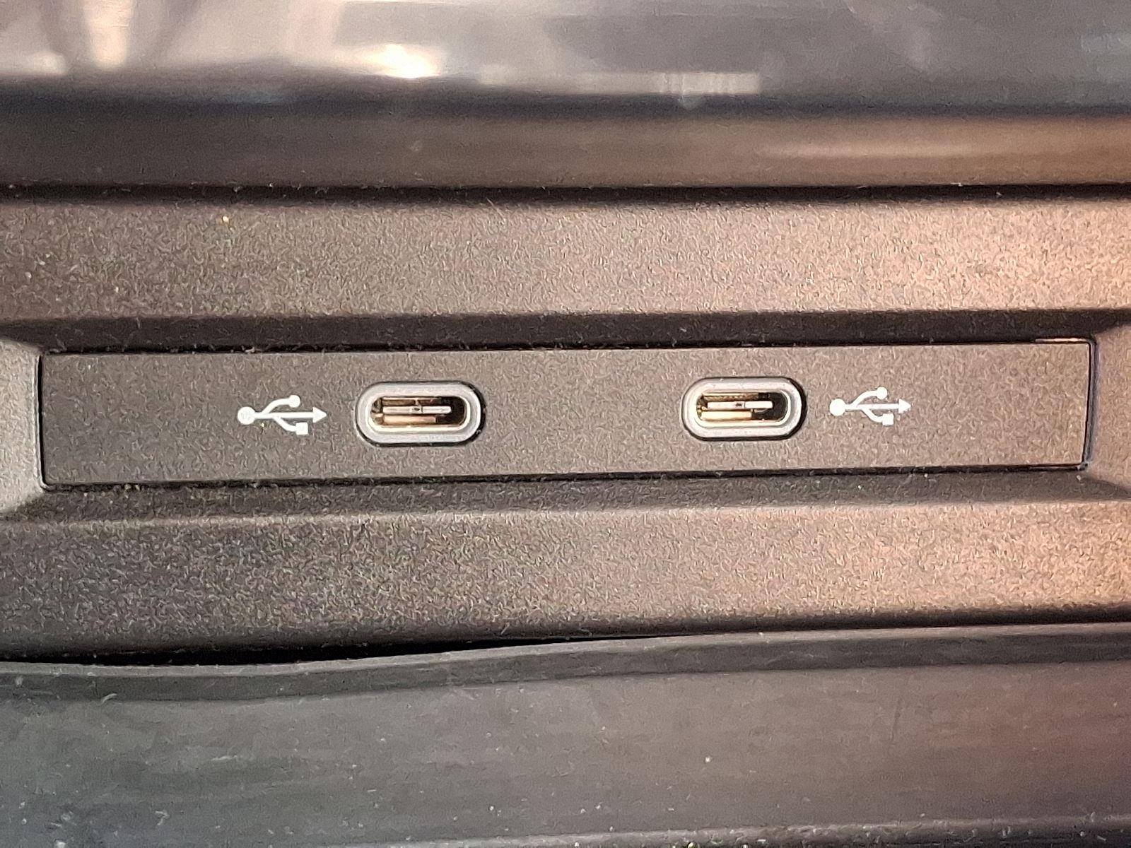 2022 Volkswagen Tiguan SE photo 23