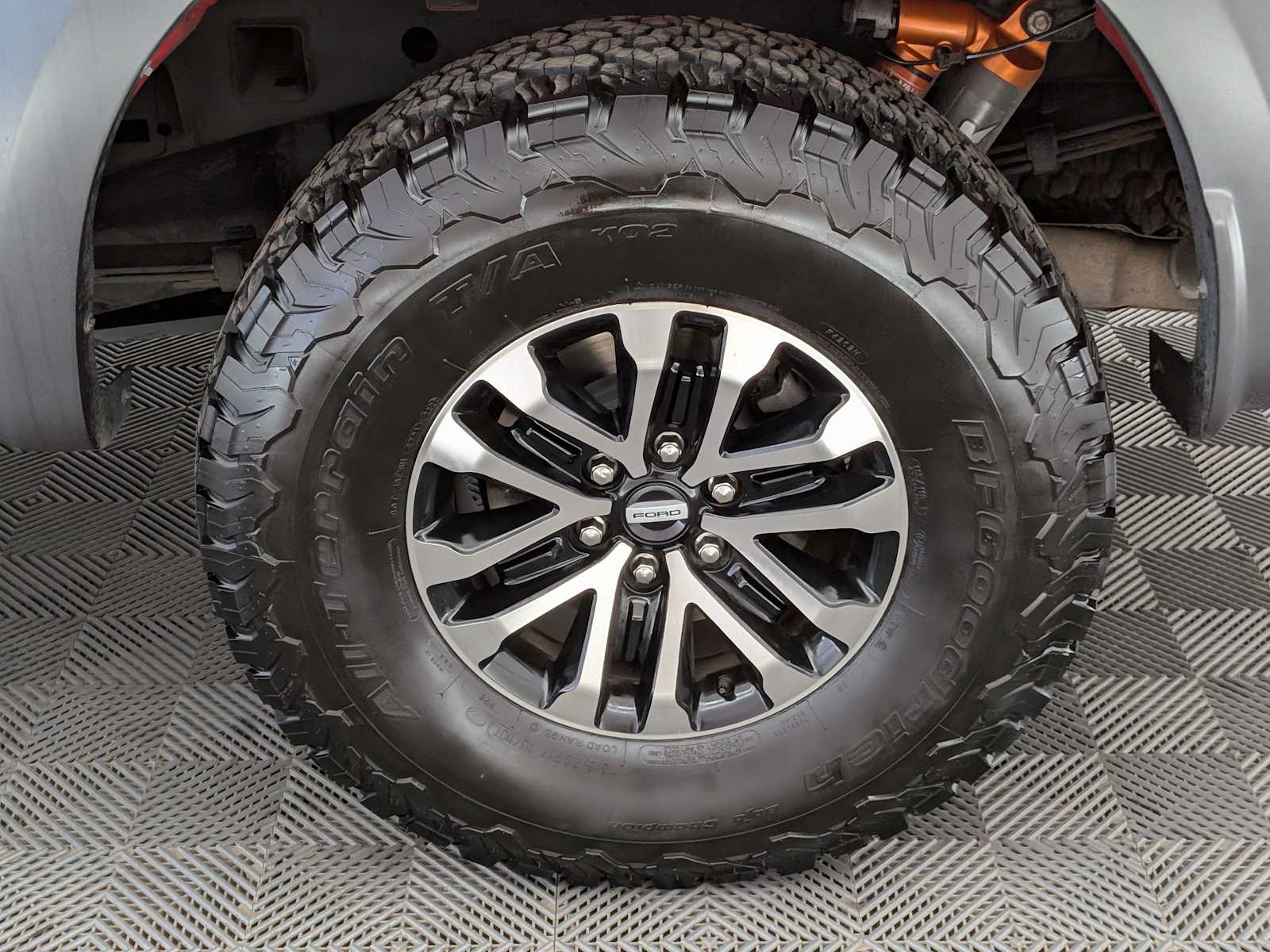 2019 Ford F-150 Raptor photo 12