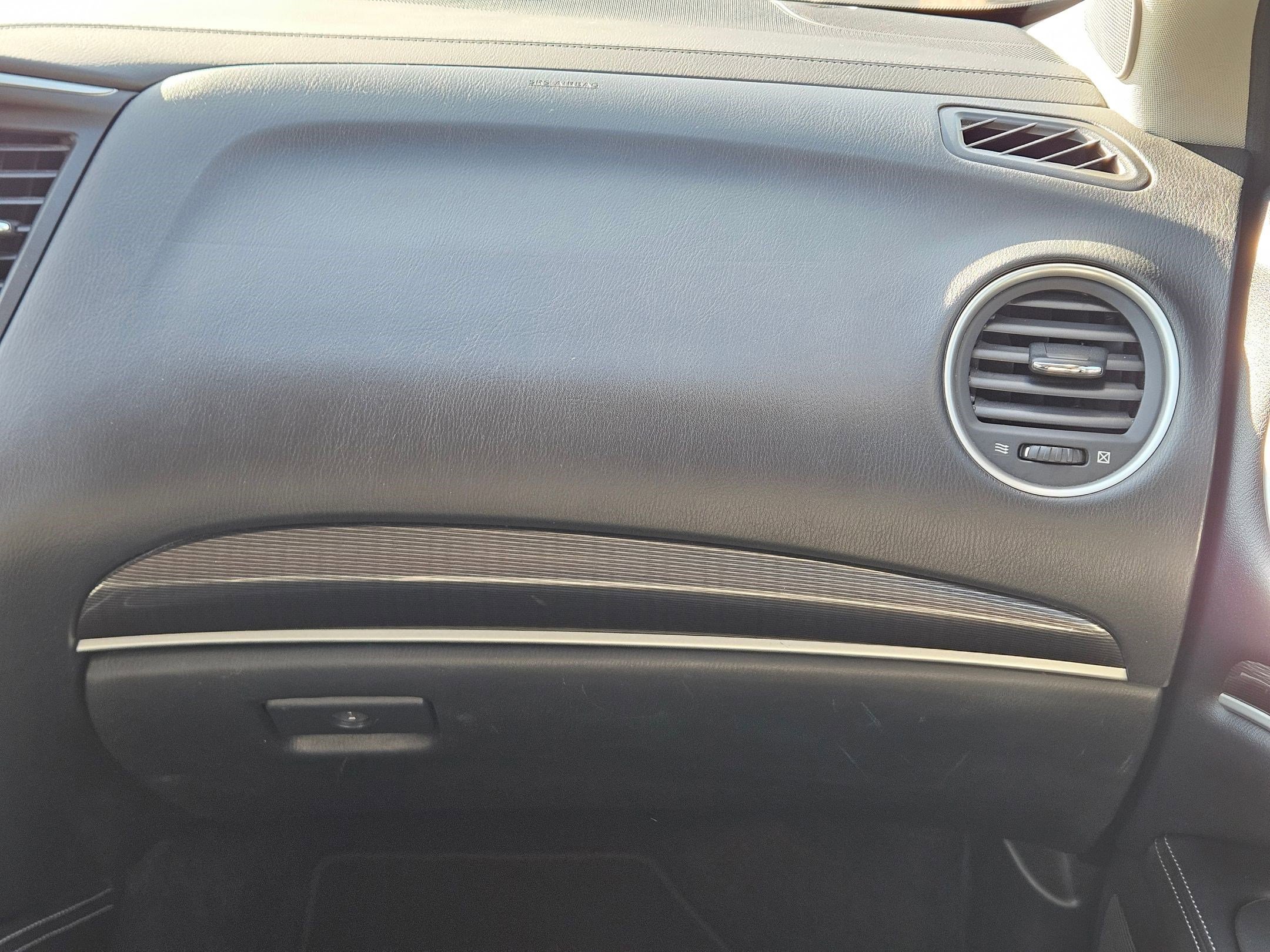 2017 Infiniti QX60 Base photo 18
