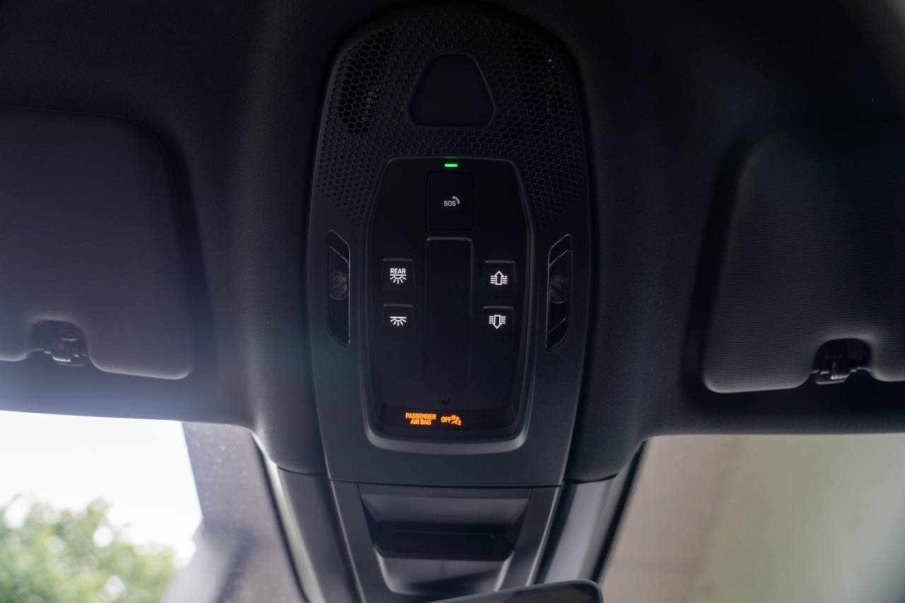 2025 Porsche Cayenne Coupe photo 17