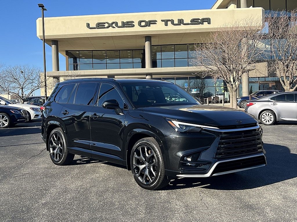 2026 Lexus TX Premium's photo