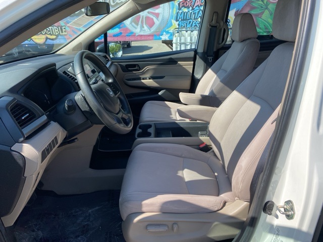 2019 Honda Odyssey LX photo 9