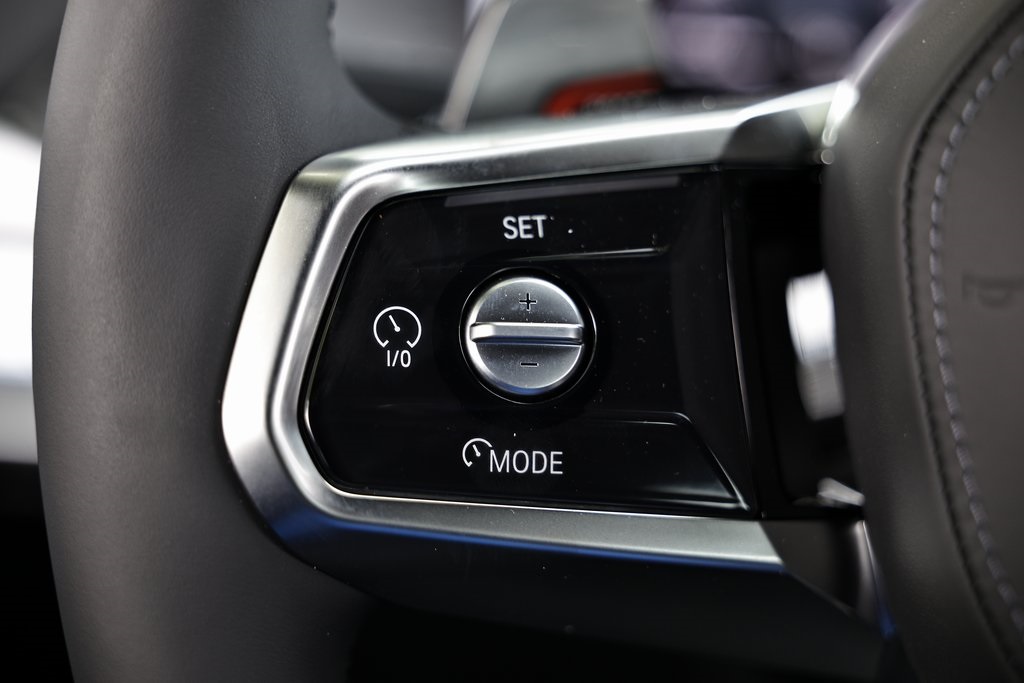 2025 Bmw 740i photo 31