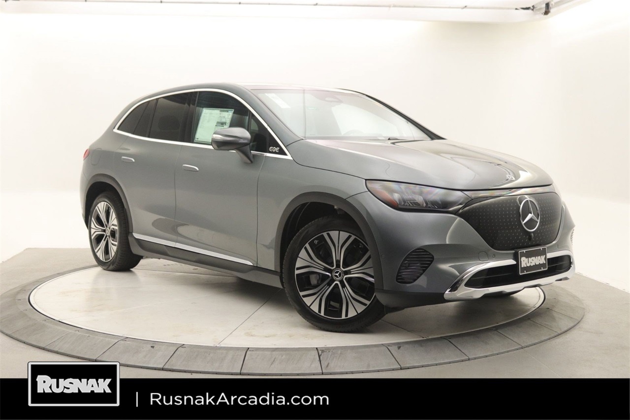 2026 Mercedes-Benz EQE SUV Base's photo