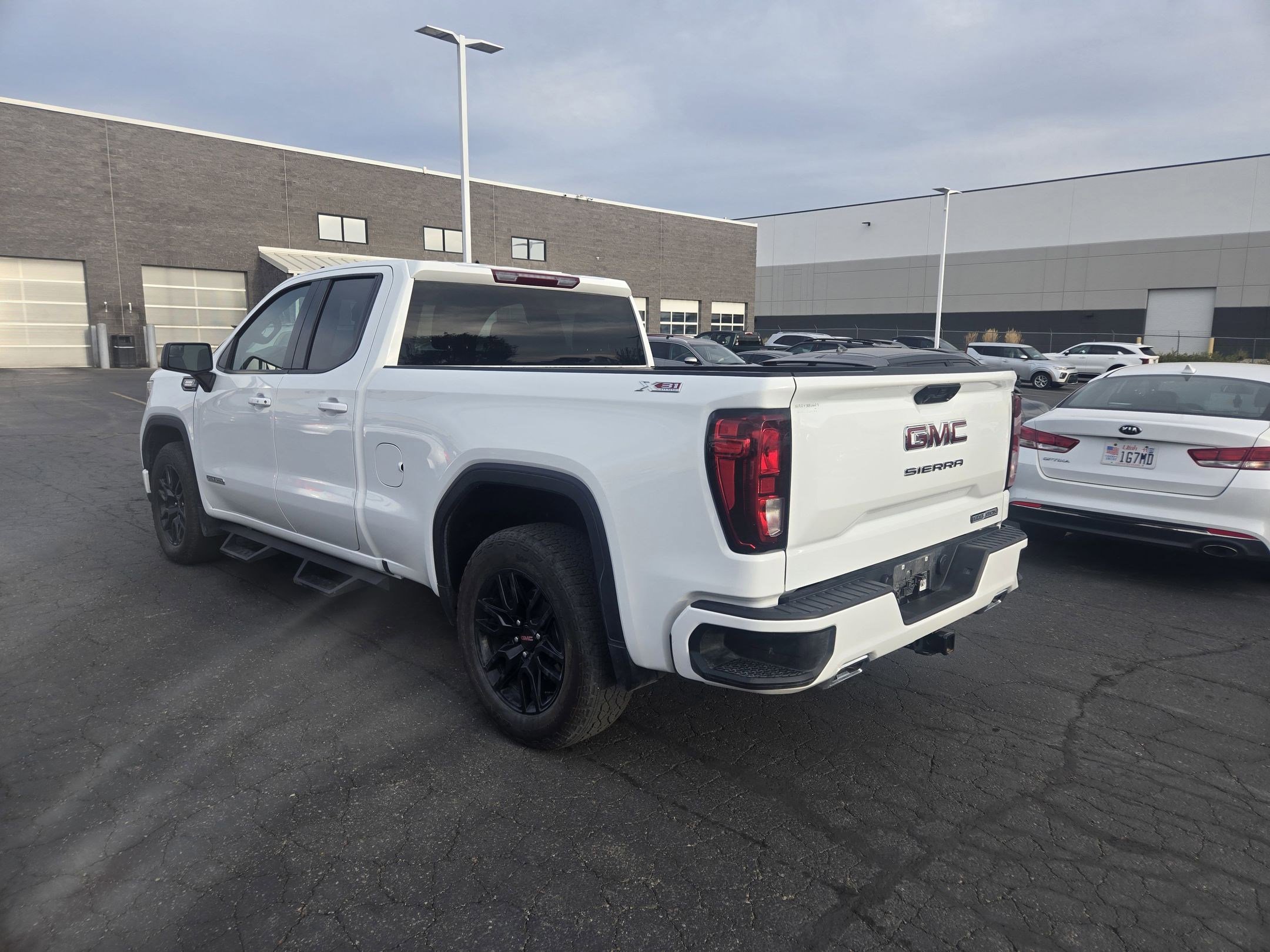2023 Gmc Sierra 1500 Elevation photo 3