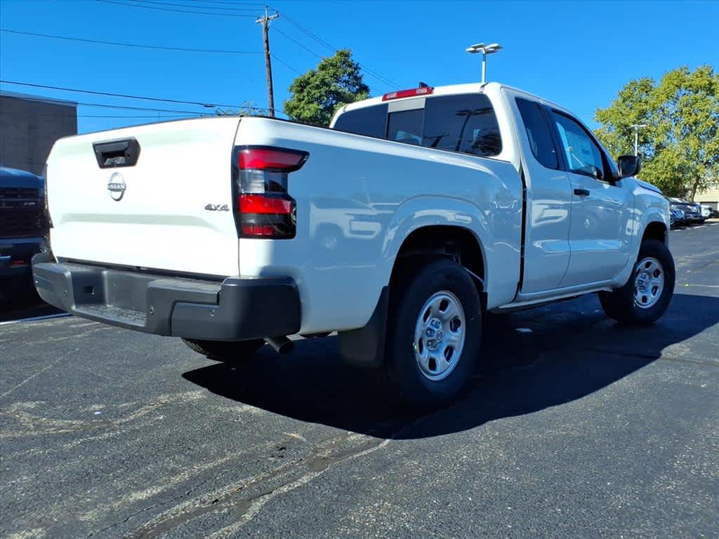 2026 Nissan Frontier King Cab S photo 2