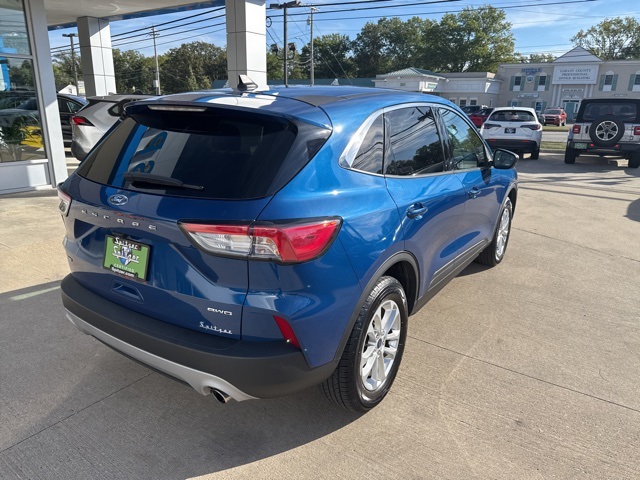 2022 Ford Escape SE photo 9