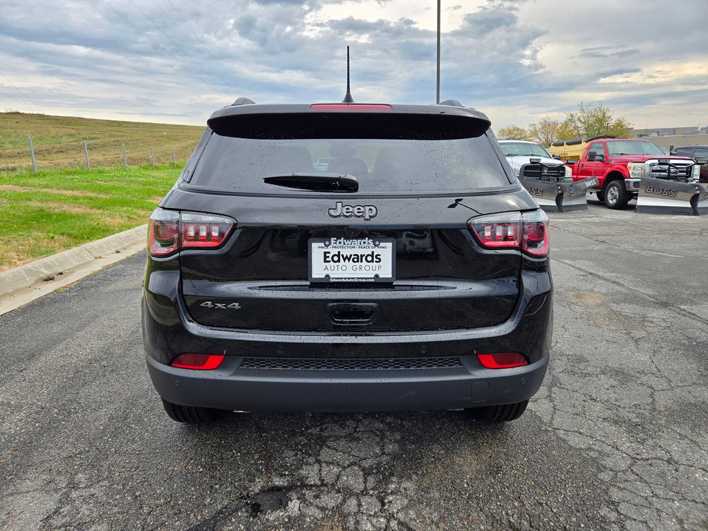 2026 Jeep Compass Limited Altitude photo 3