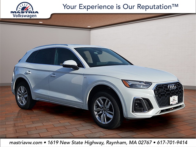 2023 Audi Q5 Premium's photo