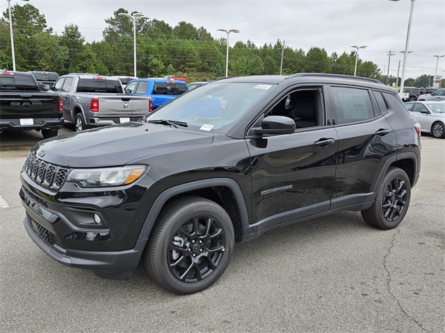 2026 Jeep Compass Latitude photo 3